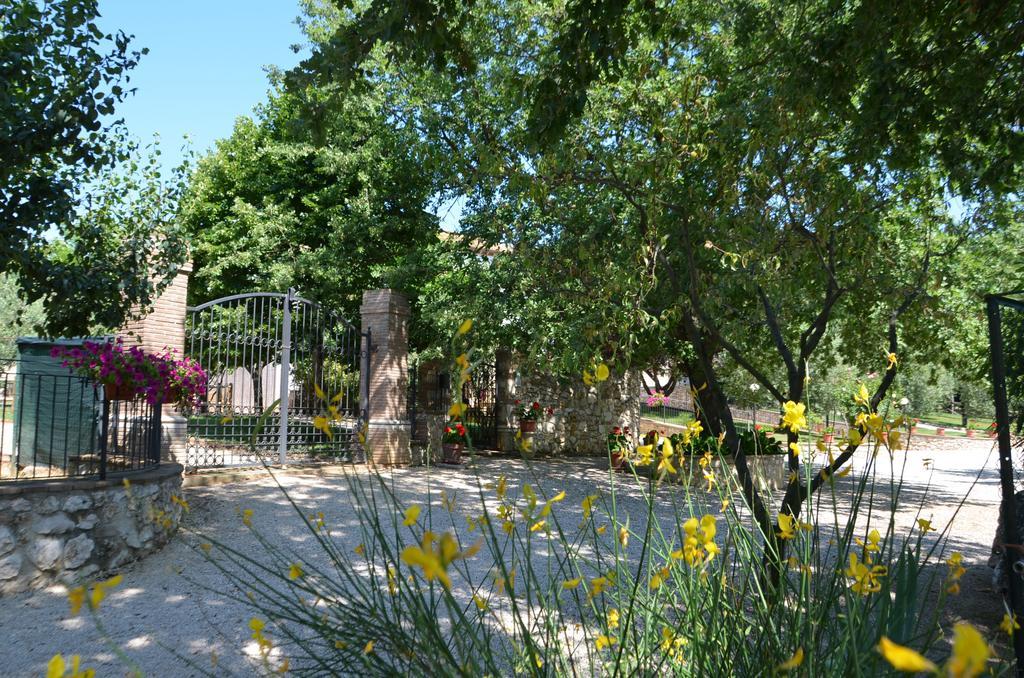 Casale Santa Caterina Aparthotel Amelia Exterior photo